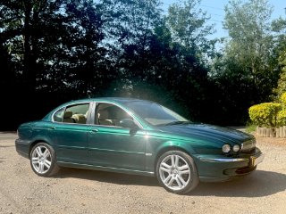 /photos/12665/0ed7134c-fb6b-4bc9-b791-bacc3a007cde_i320x240.jpg